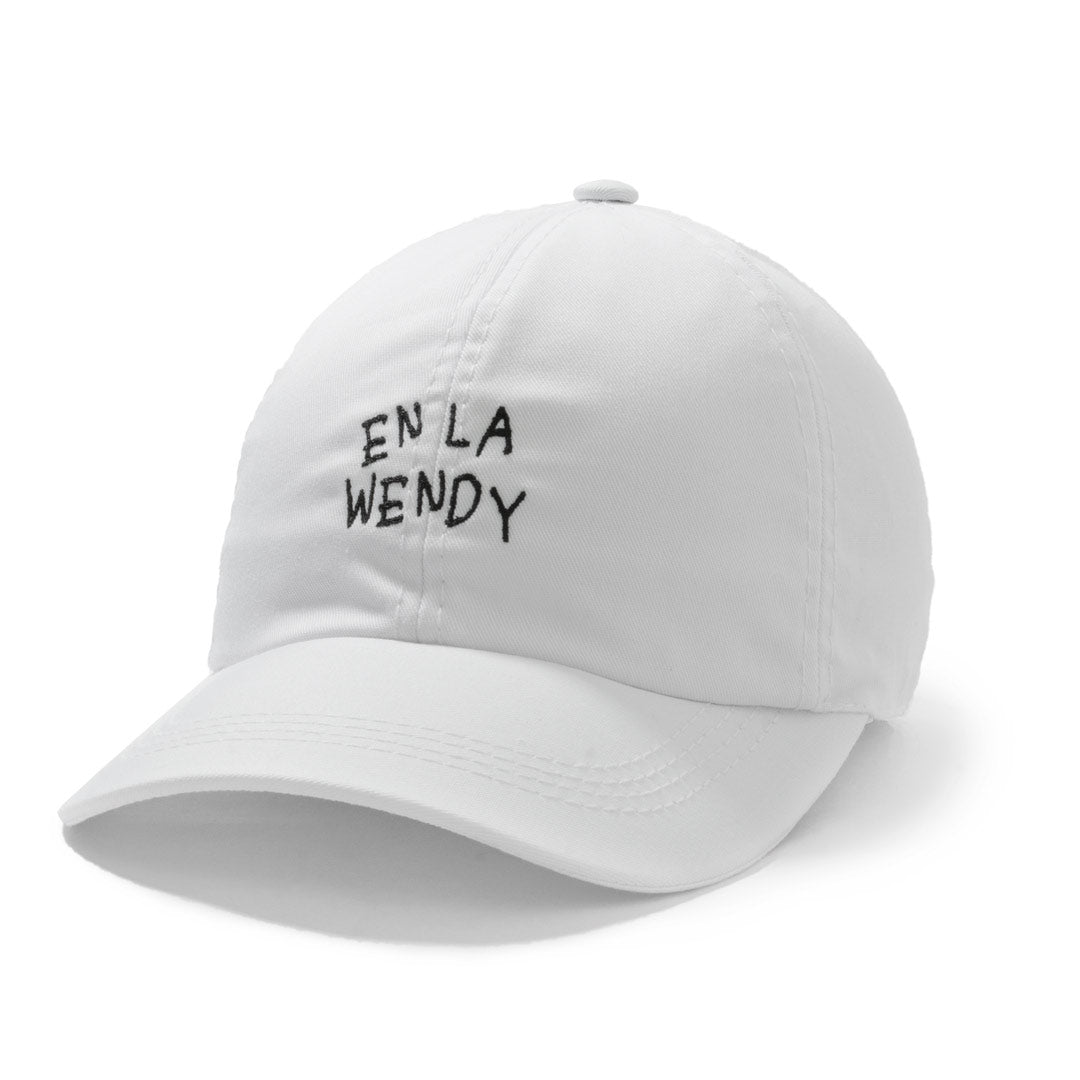 Gorra Blanca En La Wendy – A la final